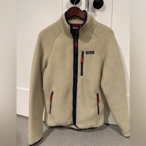 Cream Patagonia fleece